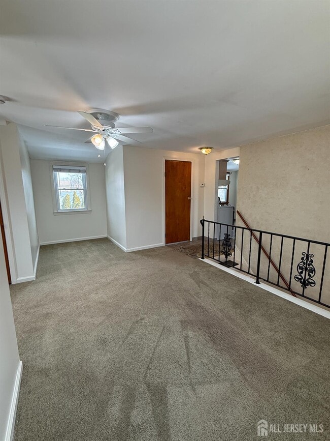 Building Photo - 20 Broadway