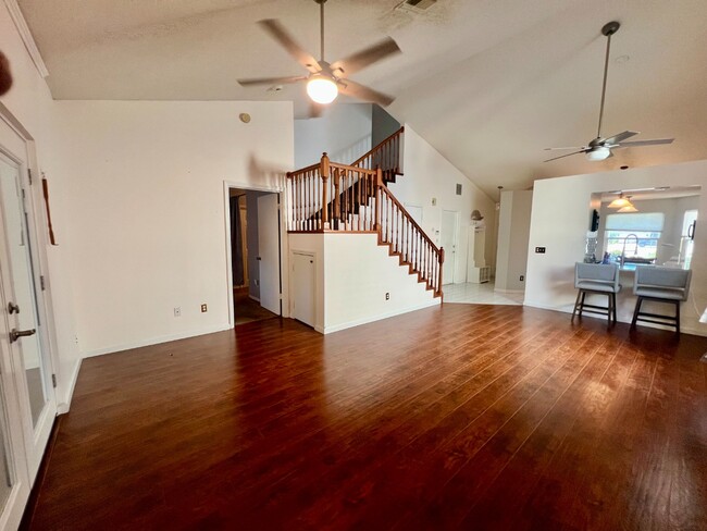 Building Photo - 6677 Ryan Chase Ct