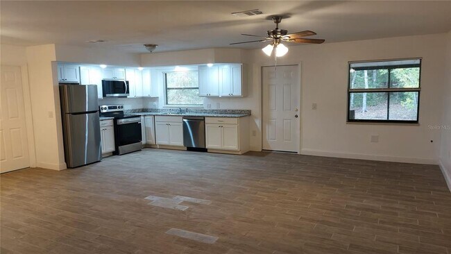 Building Photo - 9700 SW 209th Ct