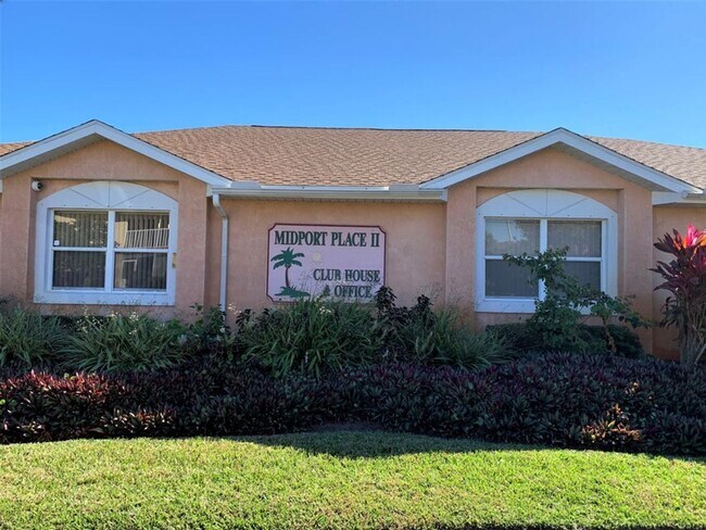 Building Photo - Updated 2 bed 2 bath condo in Midport II