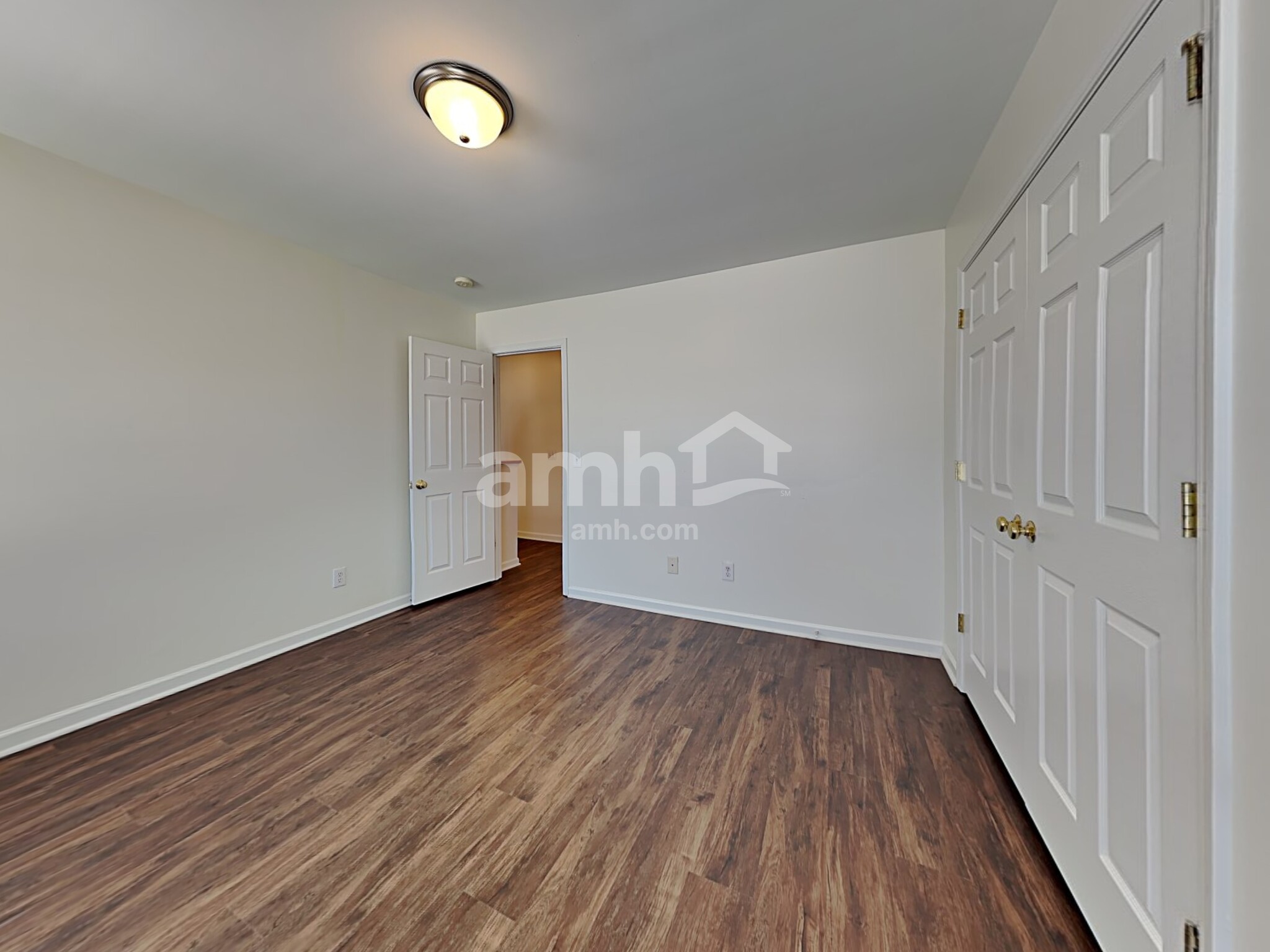 Building Photo - 521 Brummell Ln