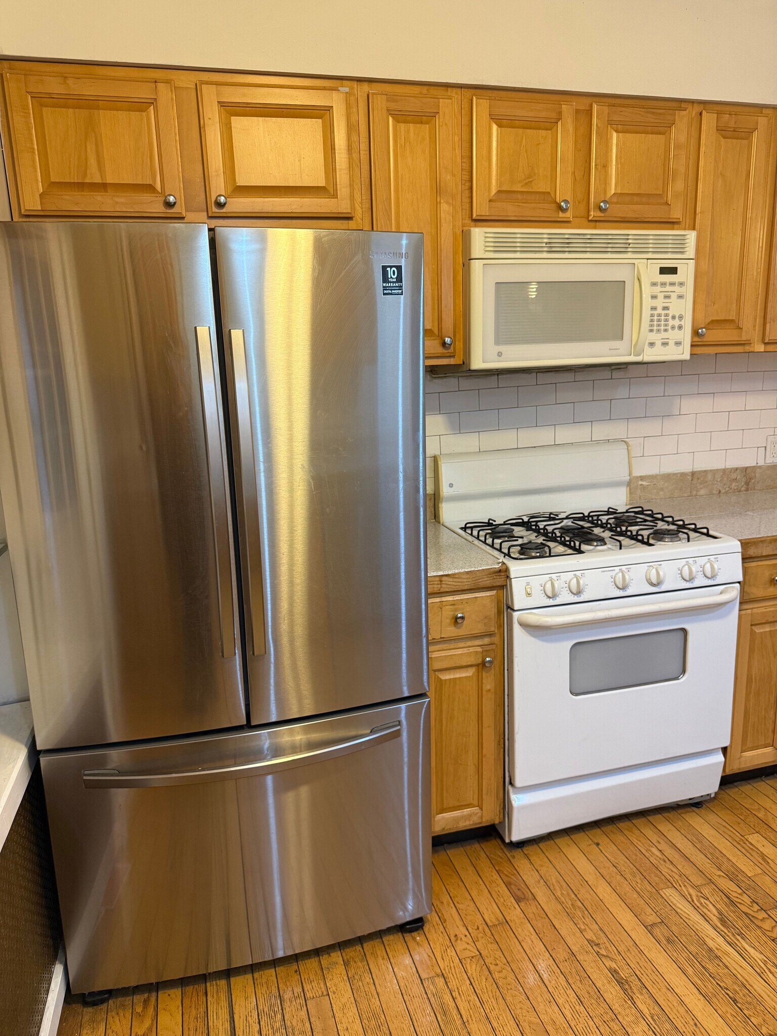 Building Photo - 1368 High Ave