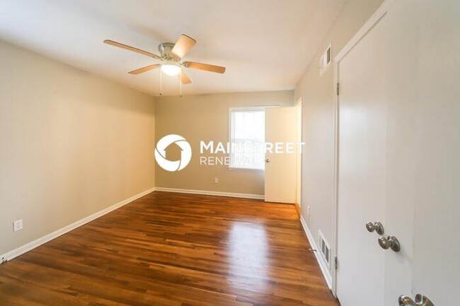 Building Photo - 1756 Dorrie Ln