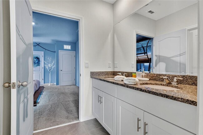 Building Photo - 7699 Oakmoss Loop