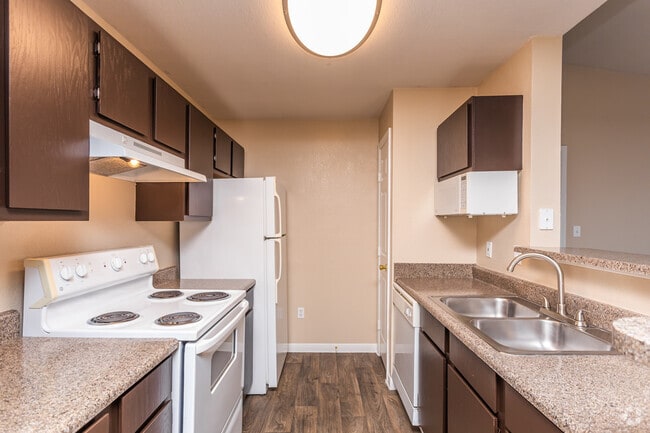 1BR, 1BA - 814SF "La Hacienda" Kitchen - La Mansion