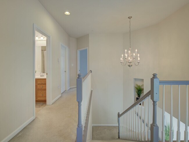 Building Photo - 940 Hall Station Dr