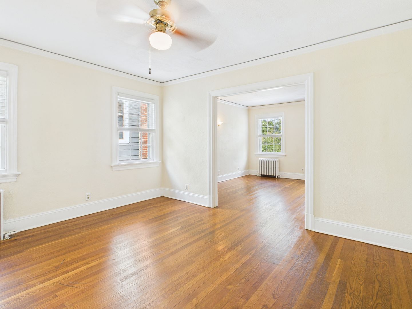 Building Photo - 2802 Dupont Cir