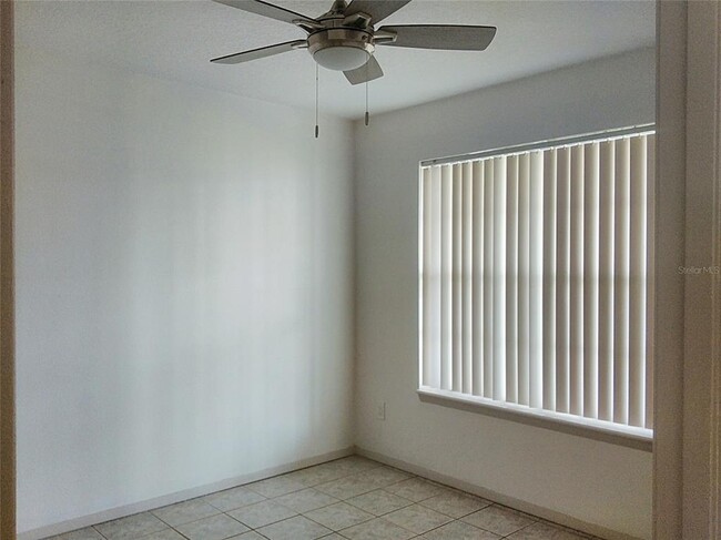Building Photo - 313 Dirksen Dr