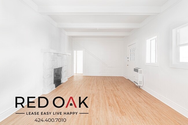 Building Photo - 617 S Soto St