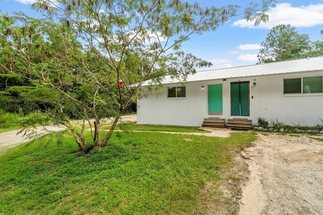 Building Photo - 248 Four Mile Rd