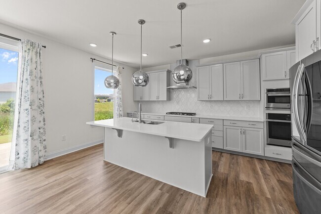 Building Photo - 824 Summit Crest Ct