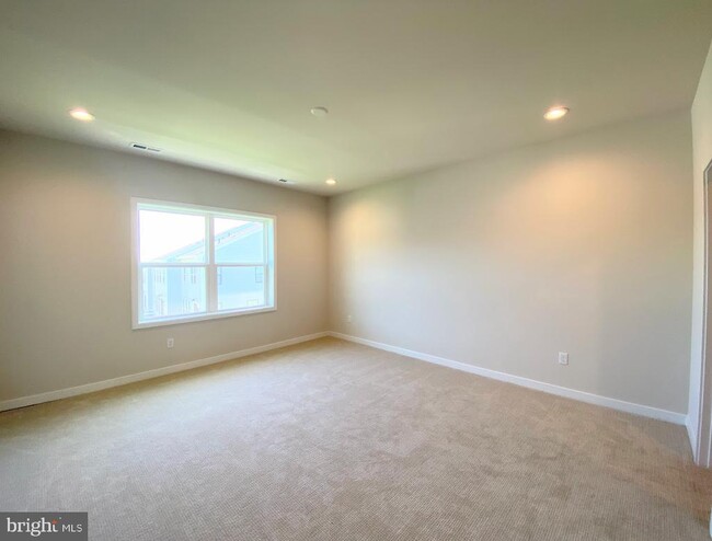 Building Photo - 408 HARTNUP St