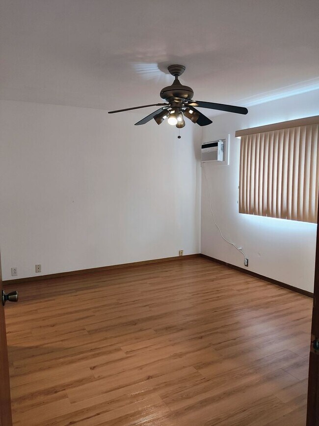 Building Photo - 3BR/2BA Home Near Hilo Hospital!
