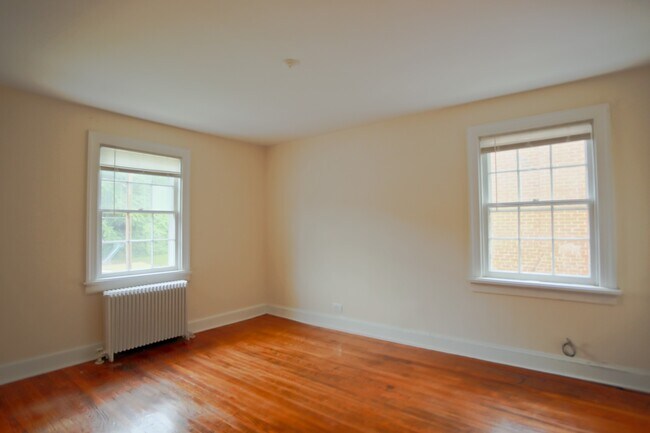 Building Photo - 8br Single Family Home on 14th St NW  (MIN...