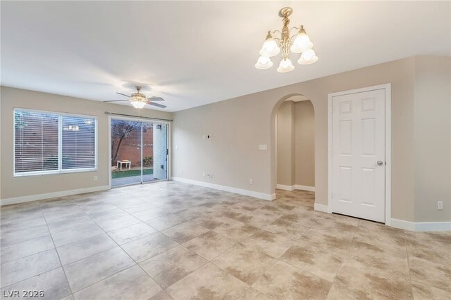 Building Photo - 7853 Askew Pl