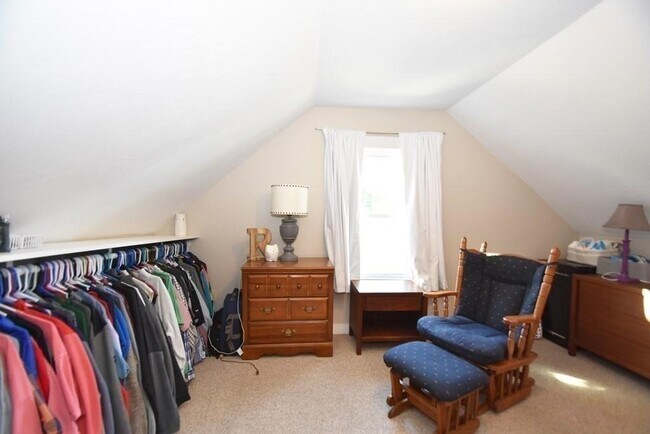 Building Photo - 90 High St