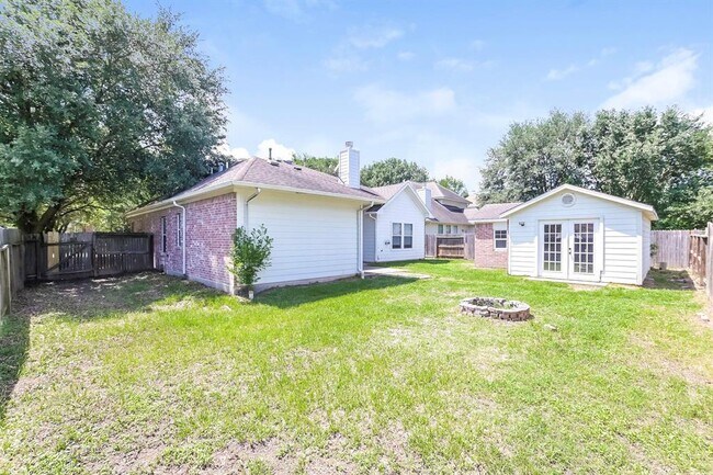 Building Photo - 28702 Hidden Cove Dr