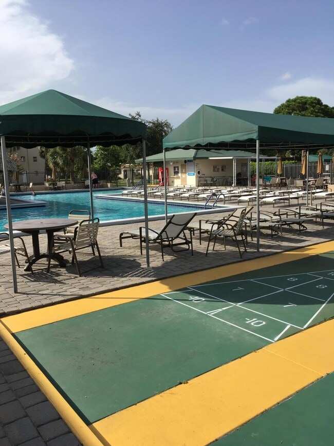 Building Photo - 3123 SW Natura Ave