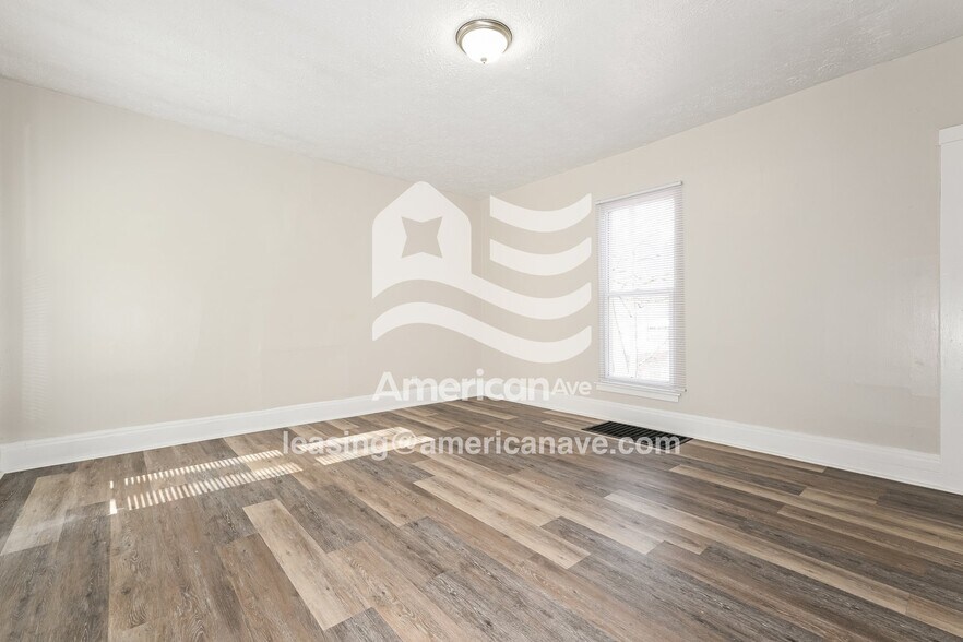 Building Photo - 532 Highland Ave