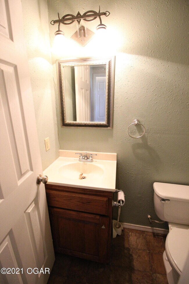 Building Photo - 506 S Jefferson St