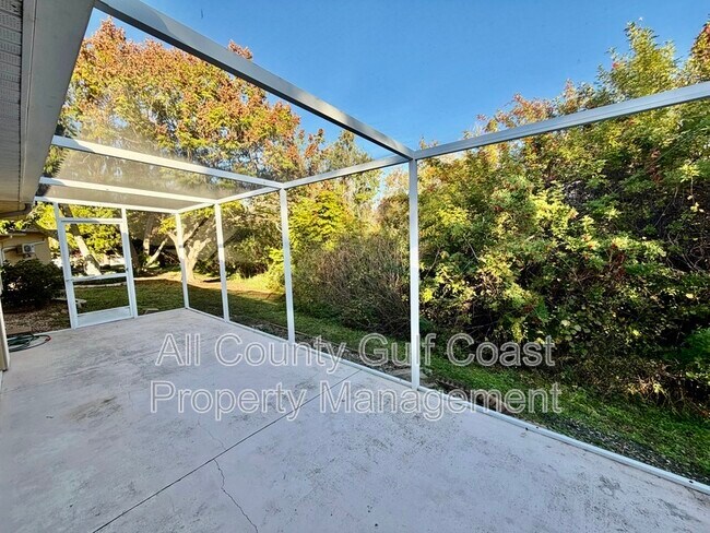 Building Photo - 105 2nd Ave E