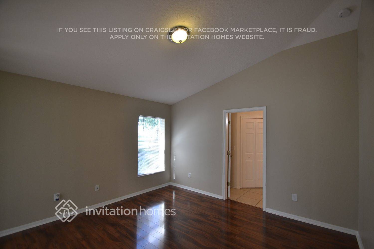 Building Photo - 6651 Cambridge Park Dr