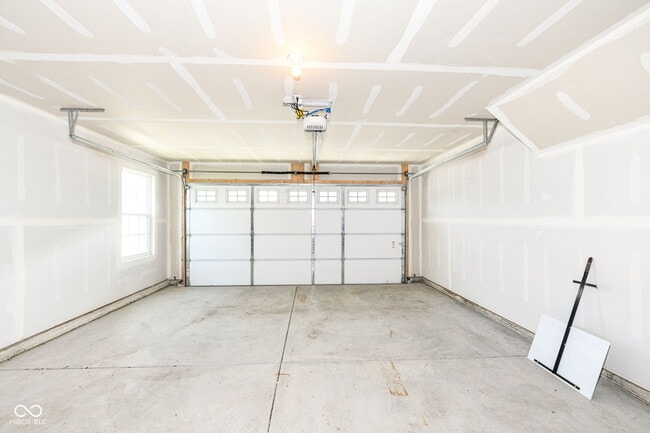 Building Photo - 6898 Sunstone Pl