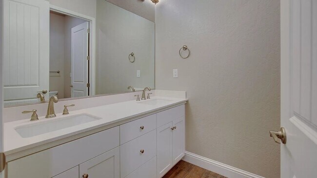 Building Photo - Granville Home for Rent in Deauville East,...