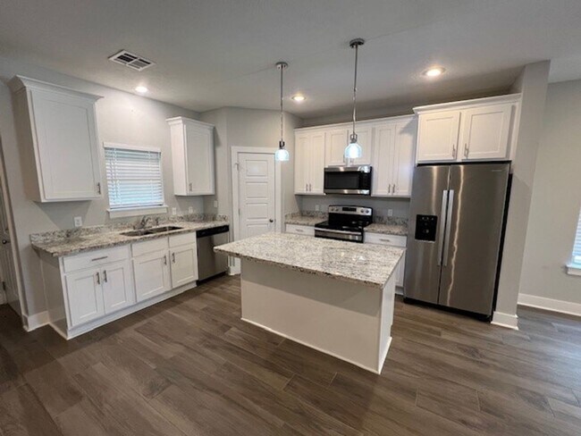 Building Photo - 5030 S Prien Lake Rd