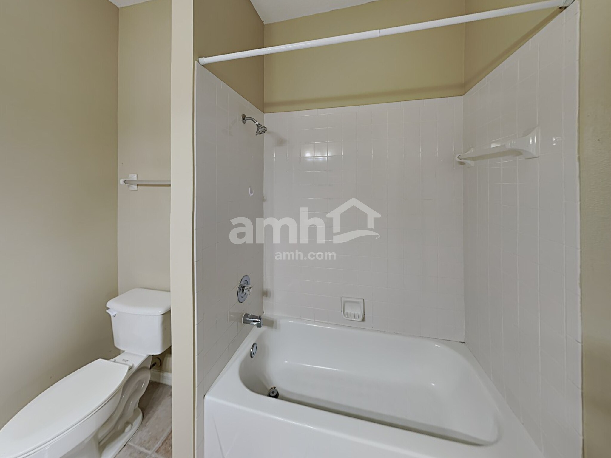 Building Photo - 6223 Blackberry Ln