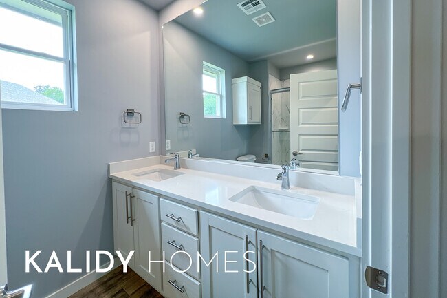 Building Photo - 17859 Salem Rd