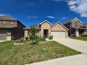 Building Photo - Fantastic in Fate!