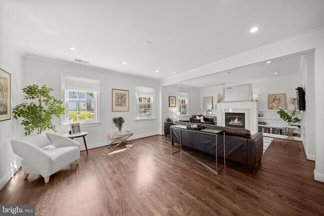 Building Photo - 4908 Bayard Blvd