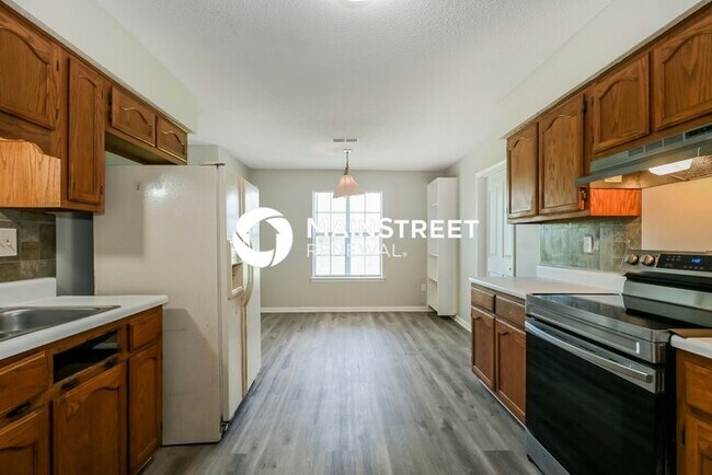 Building Photo - 4 Bedroom Pet-Friendly Home in Horn Lake, MS with Main Street Renewal