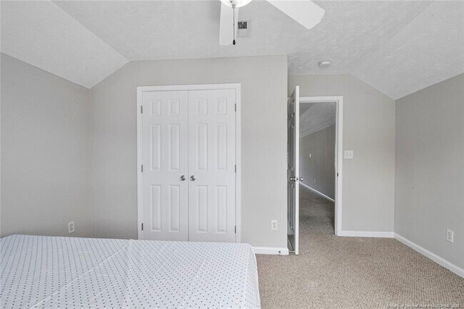 Building Photo - 118 Gait Ct