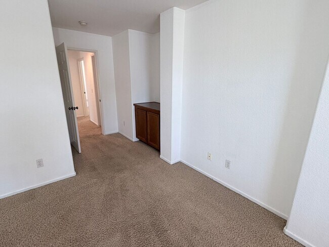 Building Photo - 203 Franciscan Way