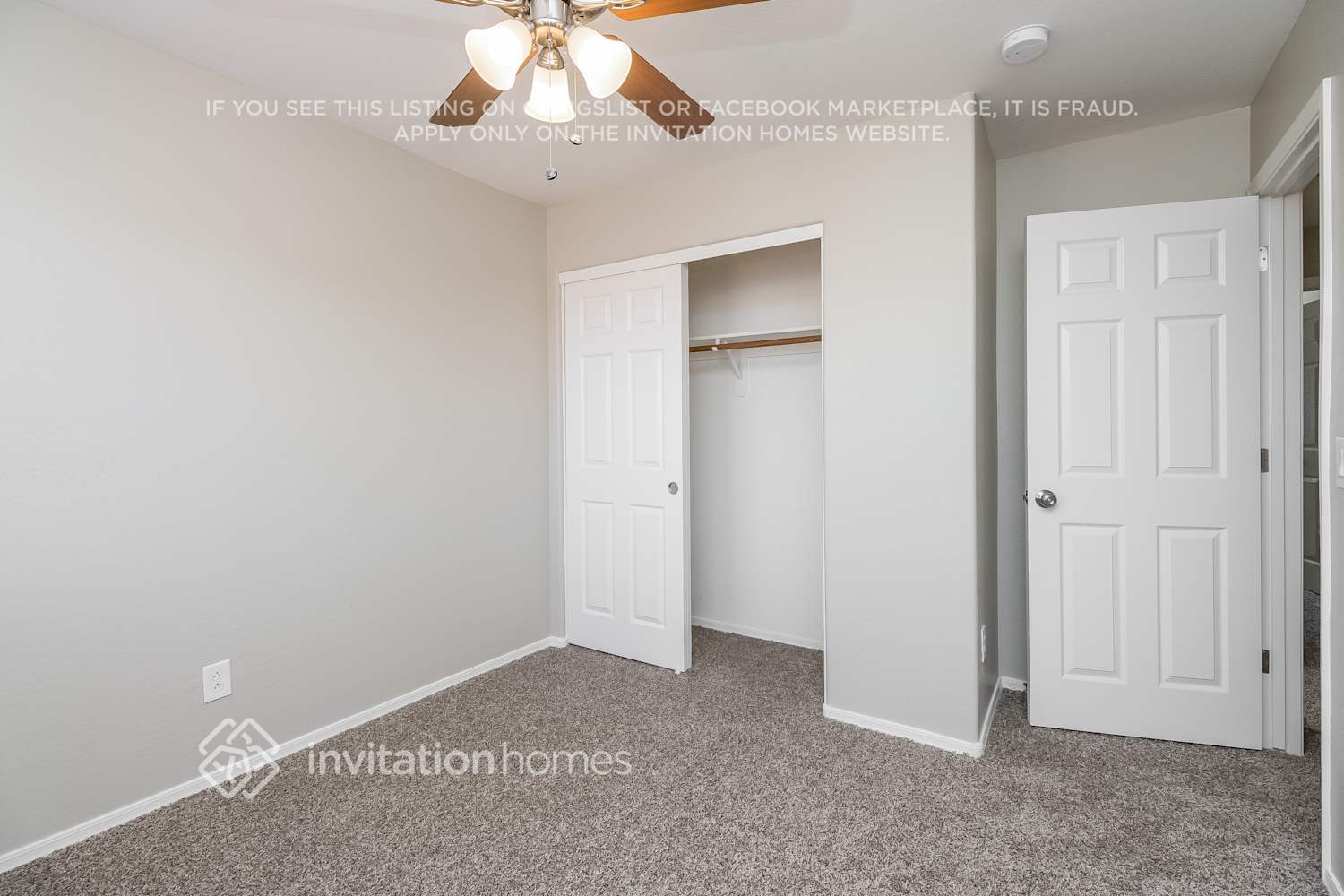 Building Photo - 1429 E Rosebud Dr