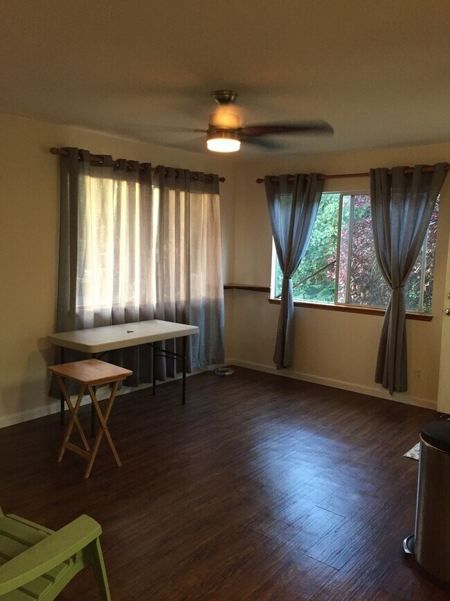 Building Photo - 3513 Nuuanu Pali Dr