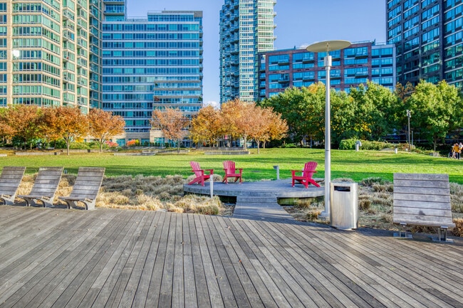 Building Photo - 4-75 48th Avenue-SI FL7-ID2223