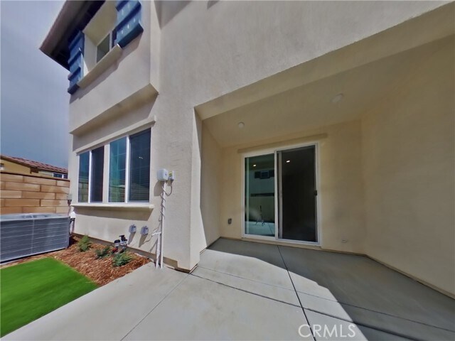 Building Photo - 28223 Luther Dr