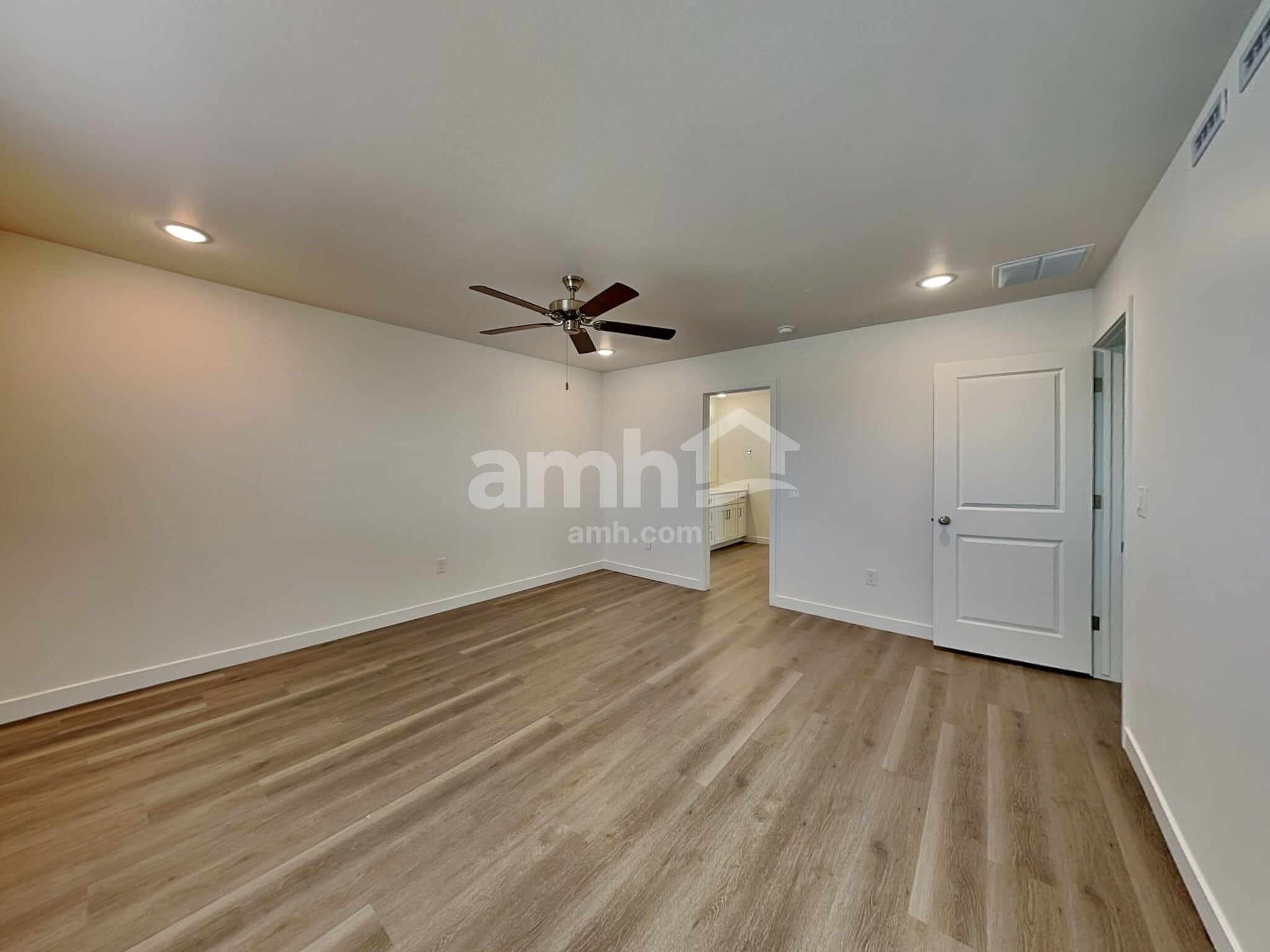 Building Photo - 12528 W Adair Dr