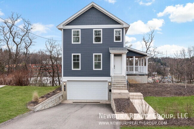 Building Photo - 1835 Chessland St