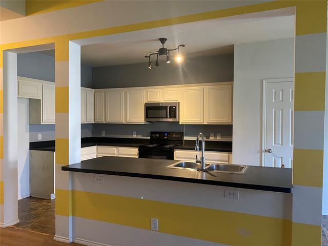 Building Photo - 601 Fireberry Dr