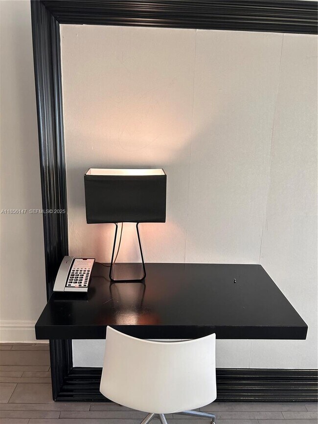 Building Photo - 1100 West Ave