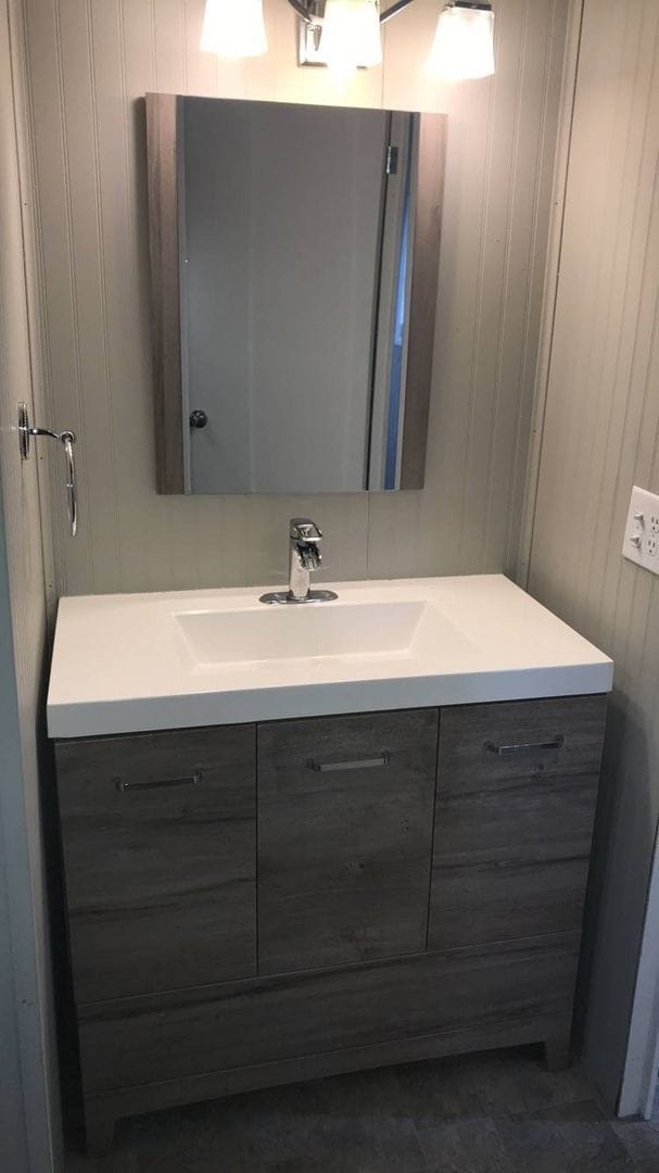 Building Photo - Updated 3 bedroom 1 bath mobile home with open floor plan