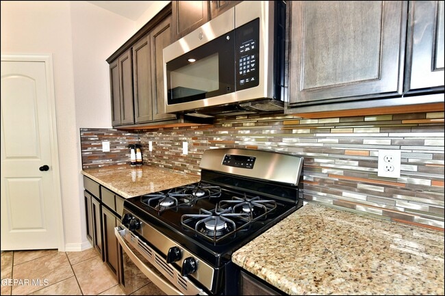 Building Photo - 2840 Tierra De Moyo Pl
