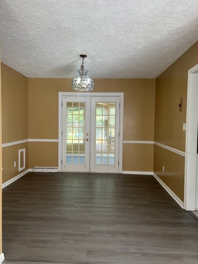 Building Photo - 848 Catalina Dr