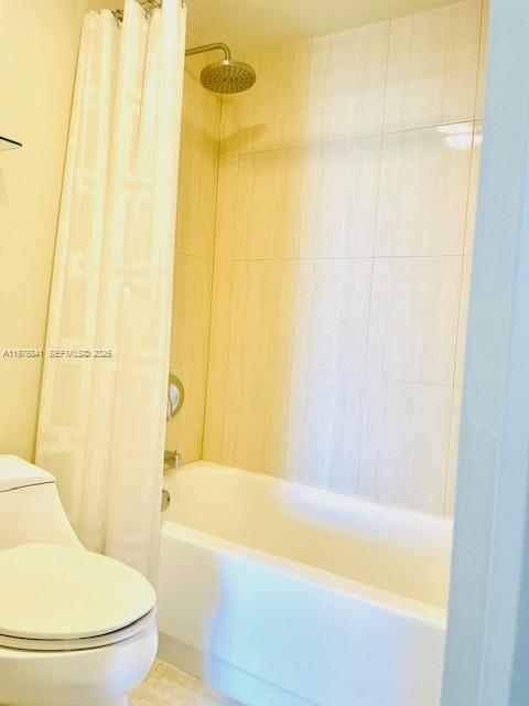 Building Photo - 3675 N Country Club Dr