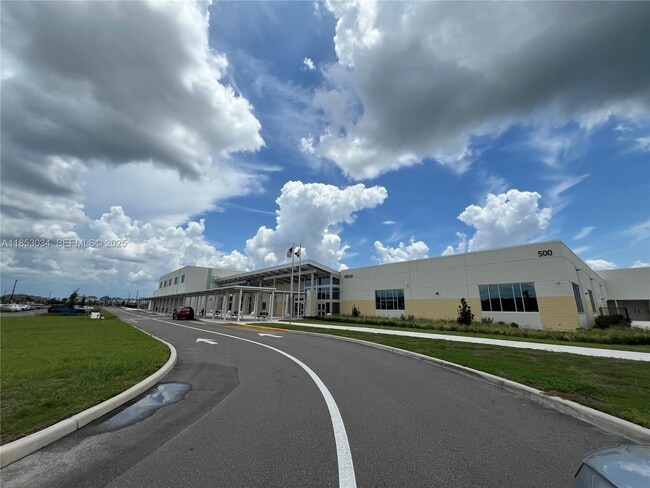 Building Photo - 10100 Ballast Dr