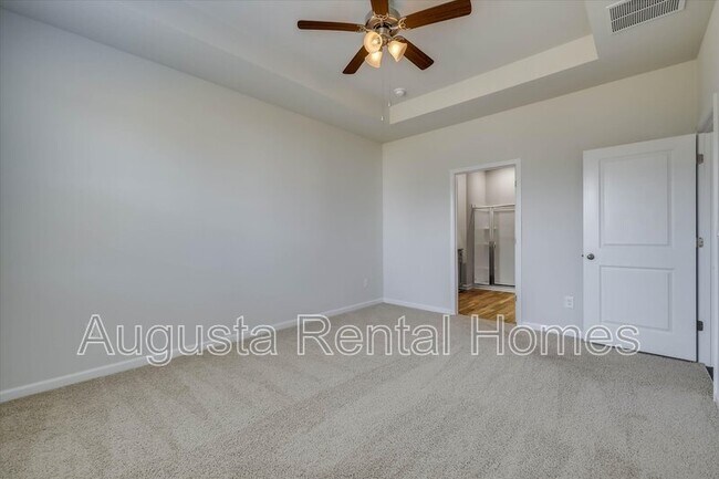 Building Photo - 1253 Birch Cir